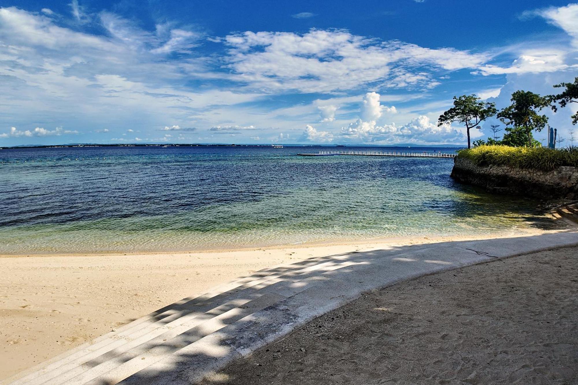 Dominiks Stylish Resort Gem Ocean View Pool Queen Bed At Tambuli 8 Floor Fast Wifi Lapu-Lapu City Buitenkant foto